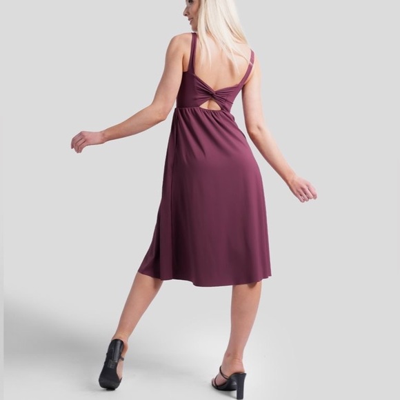 NWT HALARA Backless Cut Out Pocket Split Hem women’s Midi Dress small exercise - Picture 7 of 11